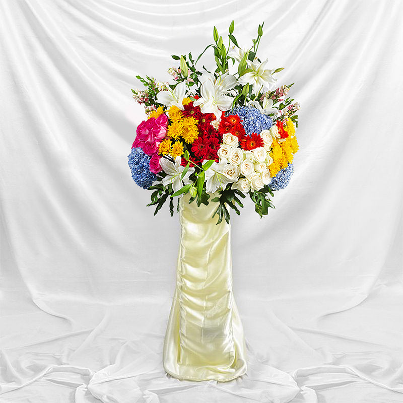 Standing Saralee Flower Stand